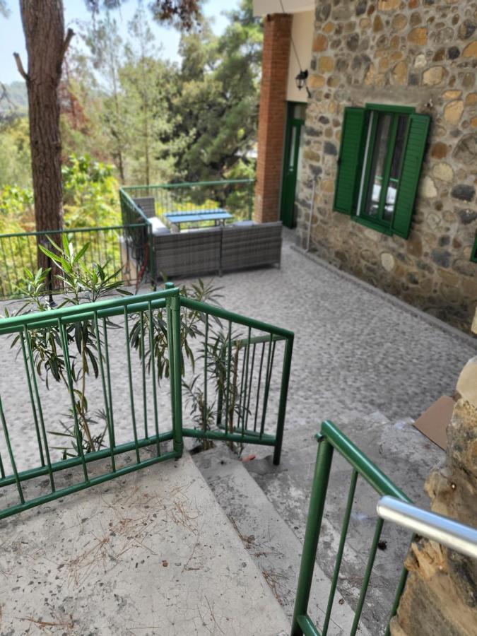Theplatres.Nest Villa Dış mekan fotoğraf